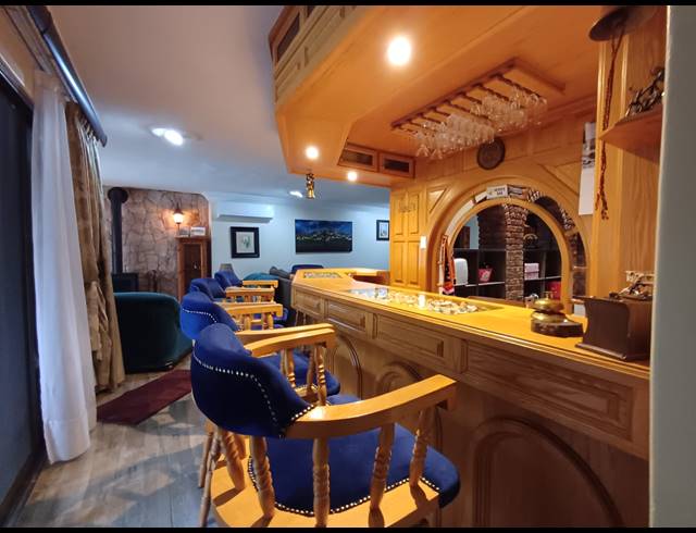 5 BEDROOM HOUSE FOR SALE IN VANDERBIJLPARK SE 2